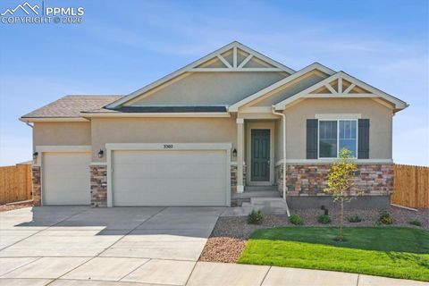 Photo of 3302 Bella Notte Drive, Pueblo, CO 81001 (MLS # 4648995)