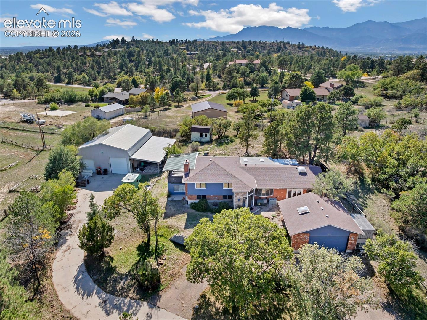 2120 Broken Circle Road