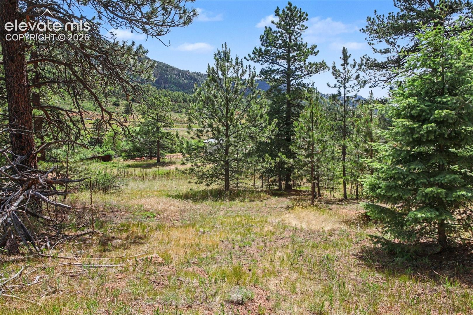 10905 W Highway 24