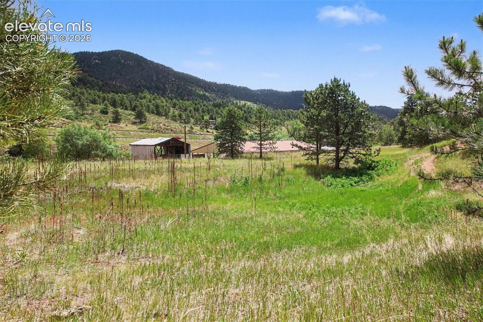 10905 W Highway 24