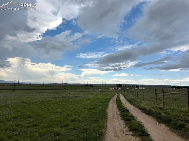 10985 E Highway 24