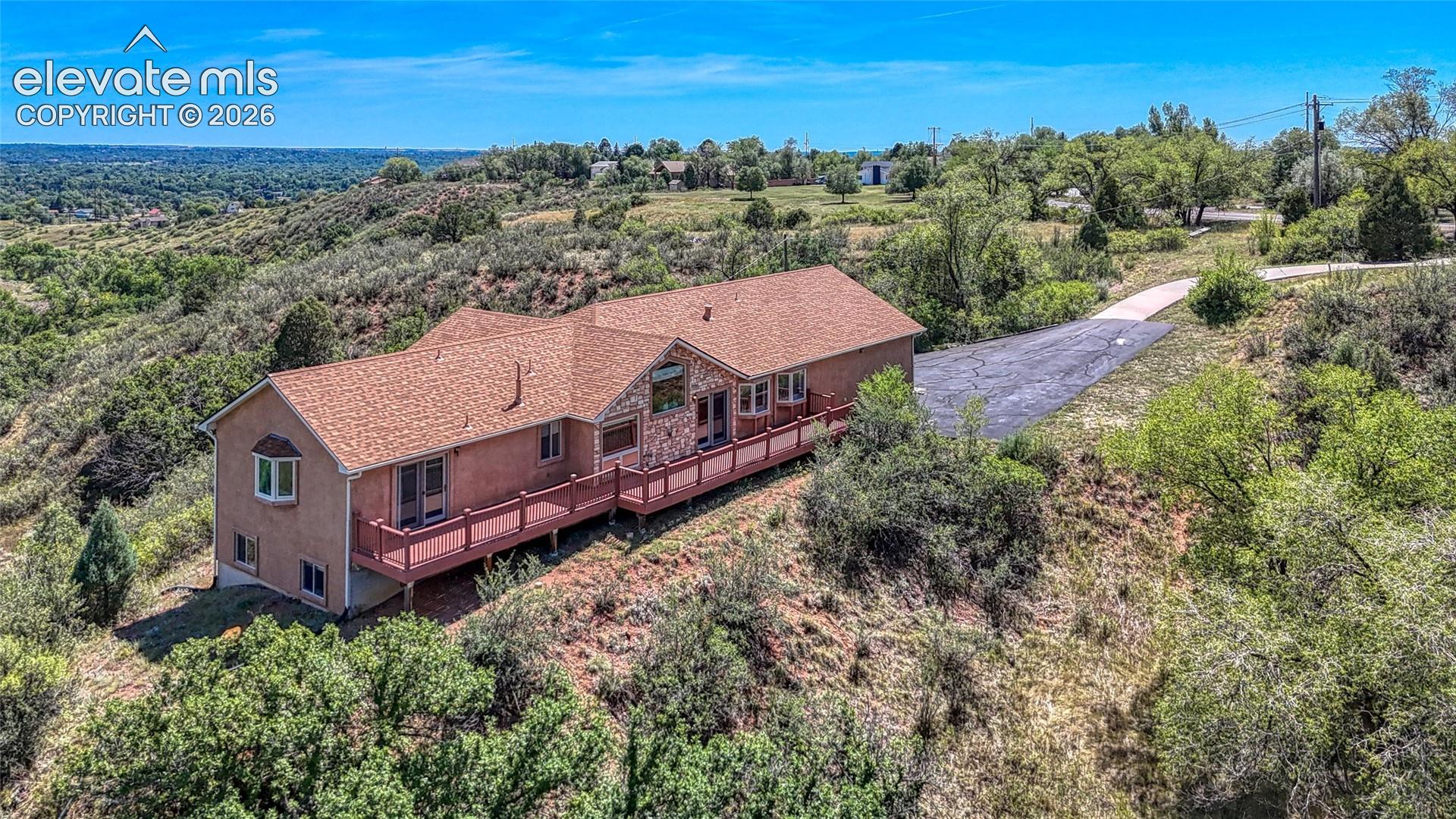 2205 Mesa Road