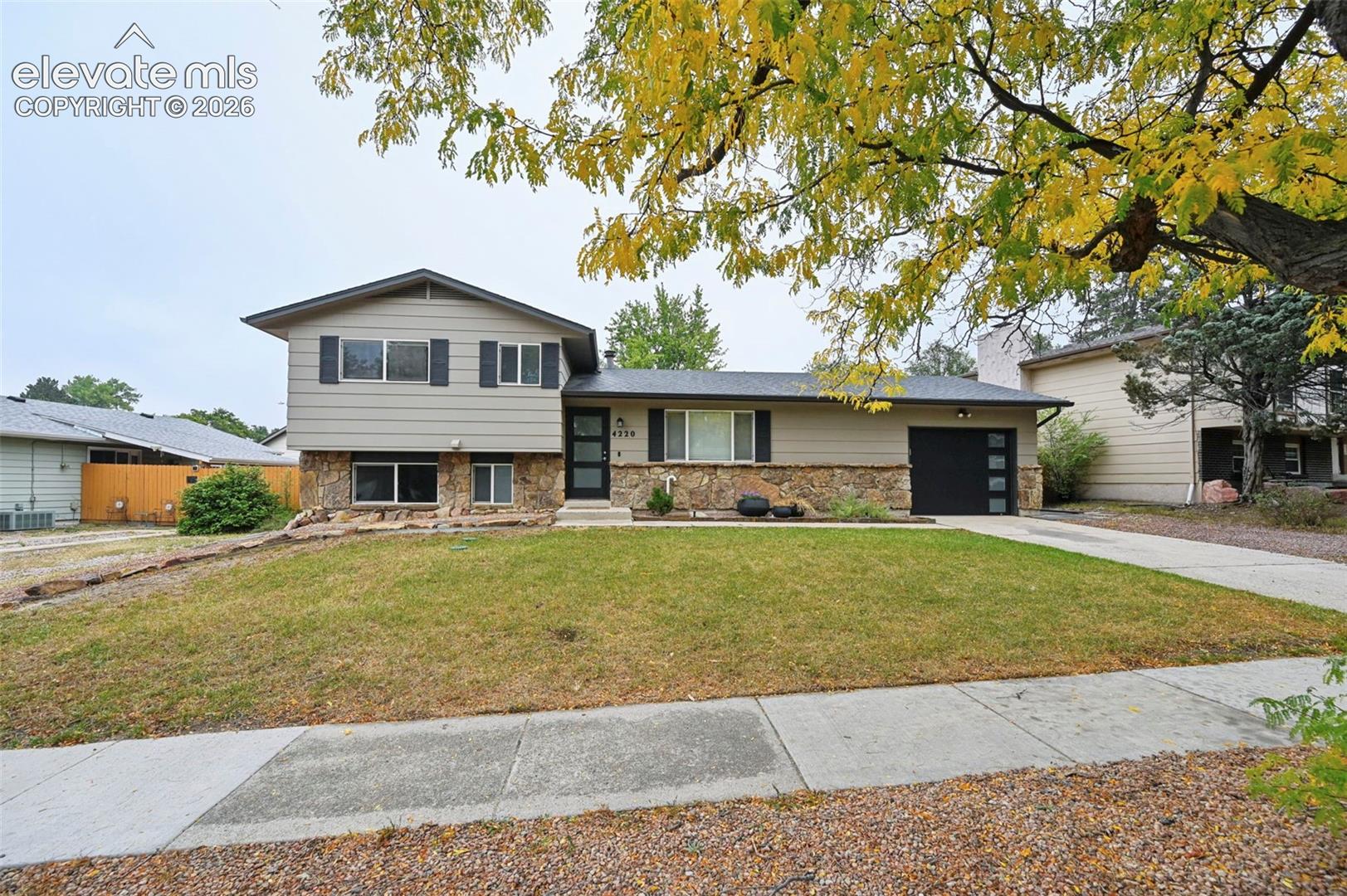 4220 N Nonchalant Circle