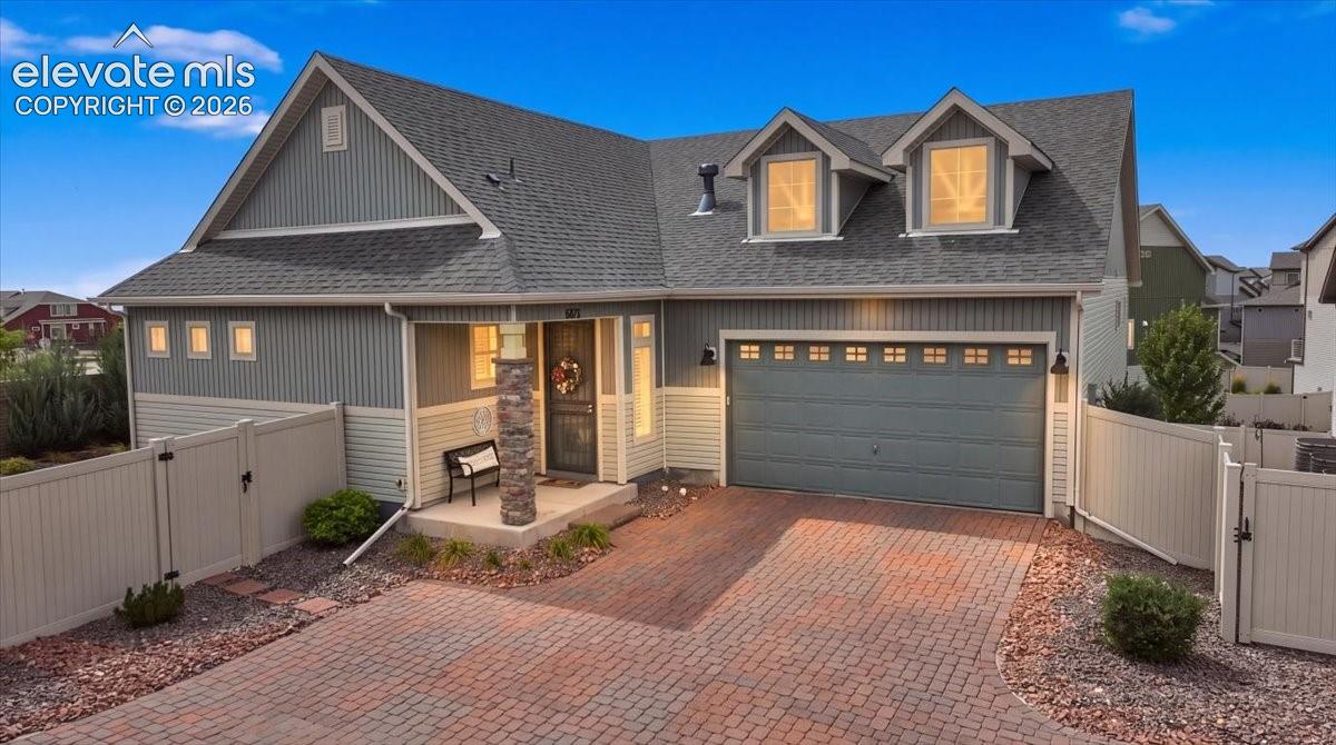 6670 Golden Briar Lane