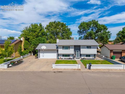 Photo of 1256 20 1/2 Lane, Pueblo, CO 81006 (MLS # 1537950)