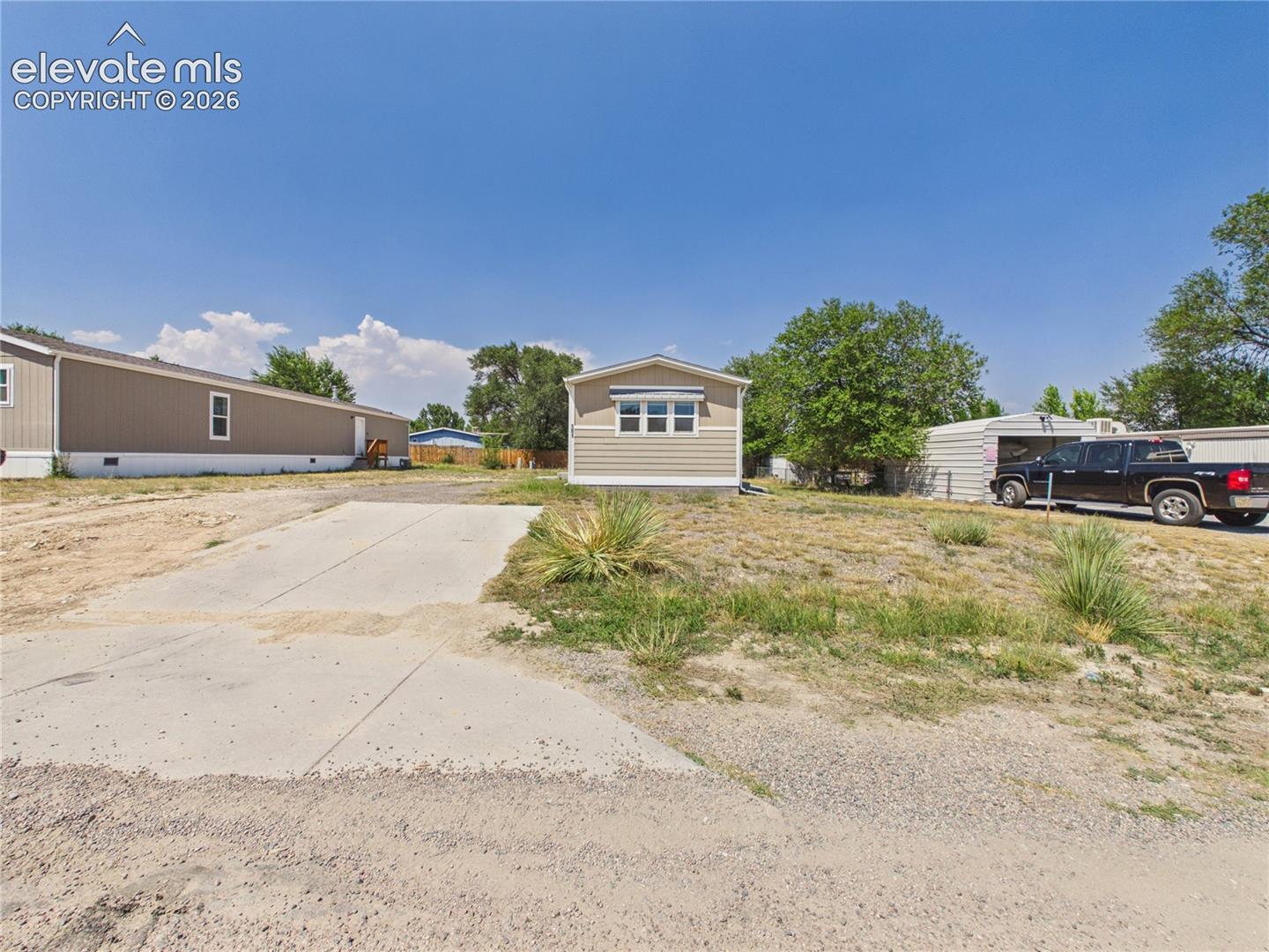181 E Kipling Drive