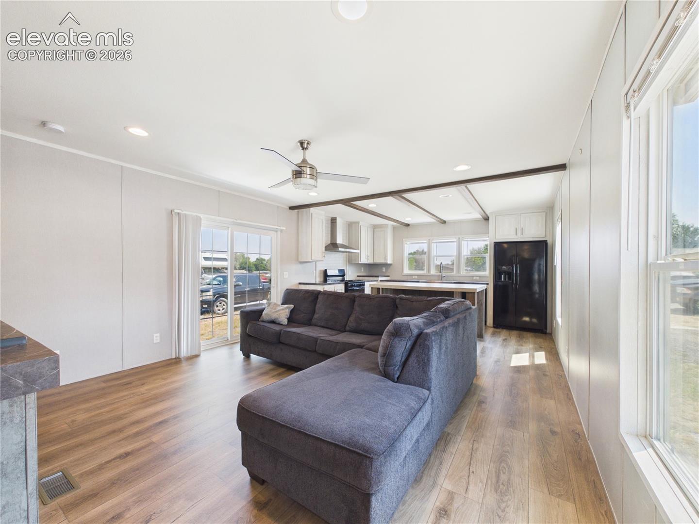 181 E Kipling Drive
