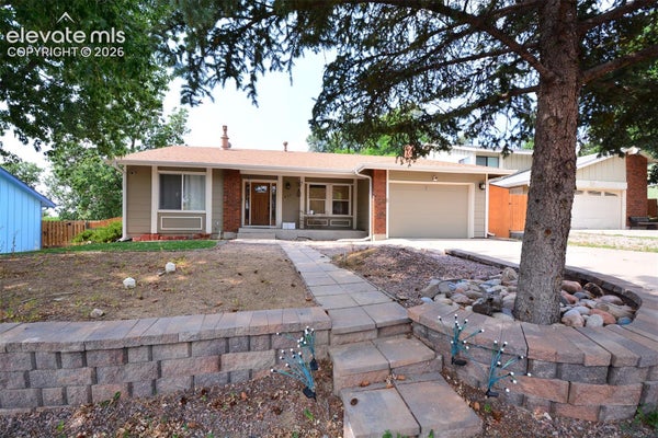 647 RED CLIFF RD, COLORADO SPRINGS, CO 80906 - Image f92c6dd4ff9ca0cdf3178175b85cd2de/2098021565