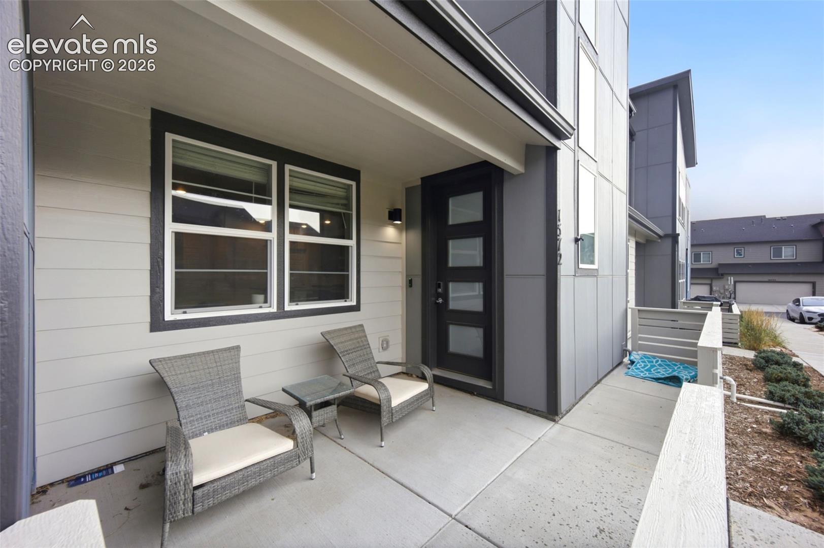 1572 Rose Quartz Heights