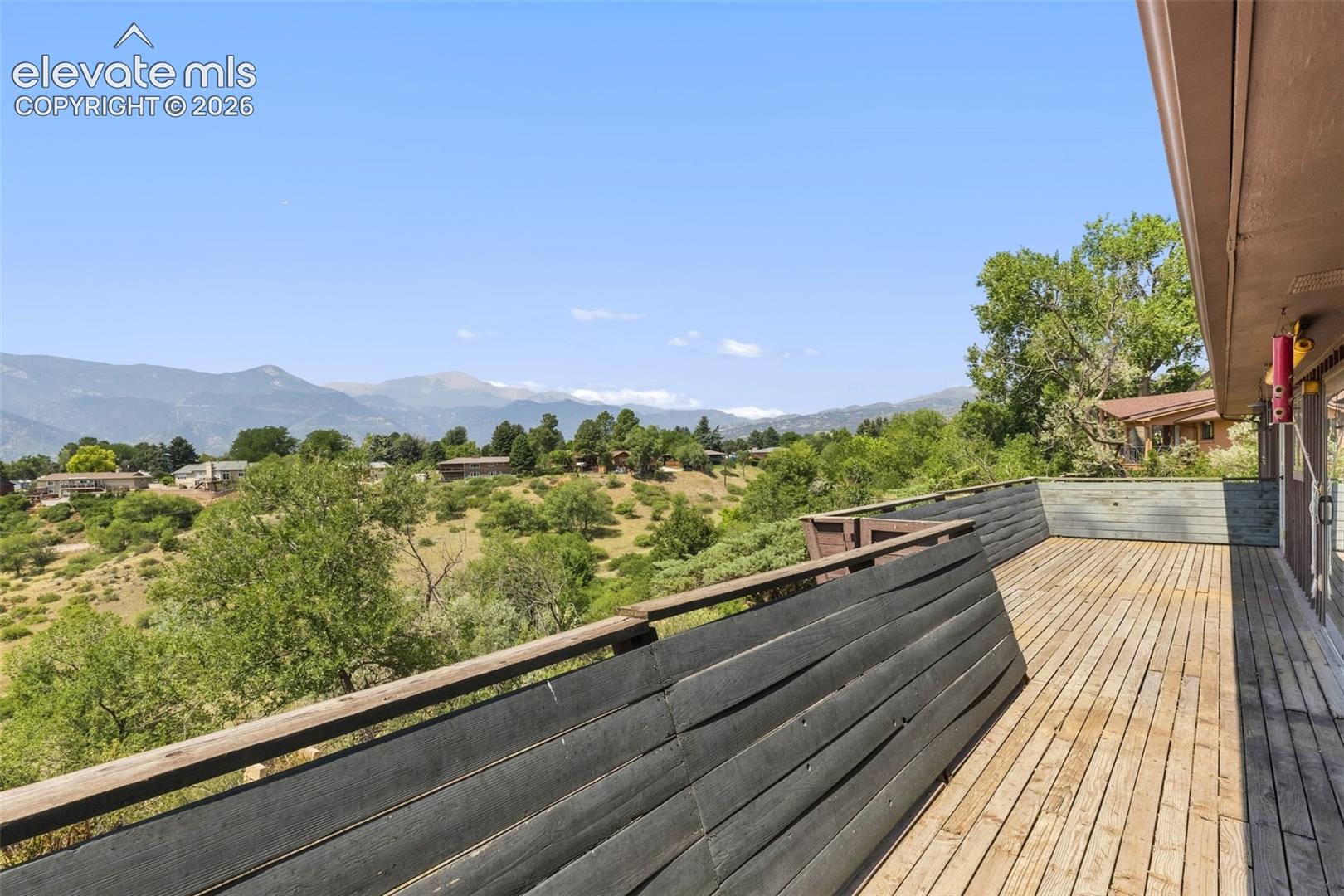 2260 Mesa Road