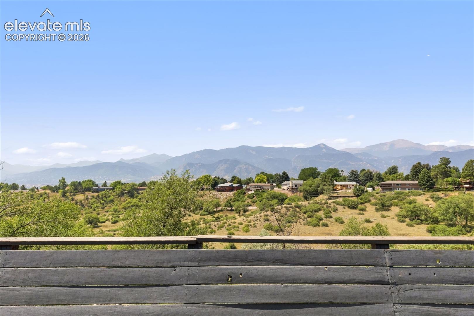 2260 Mesa Road