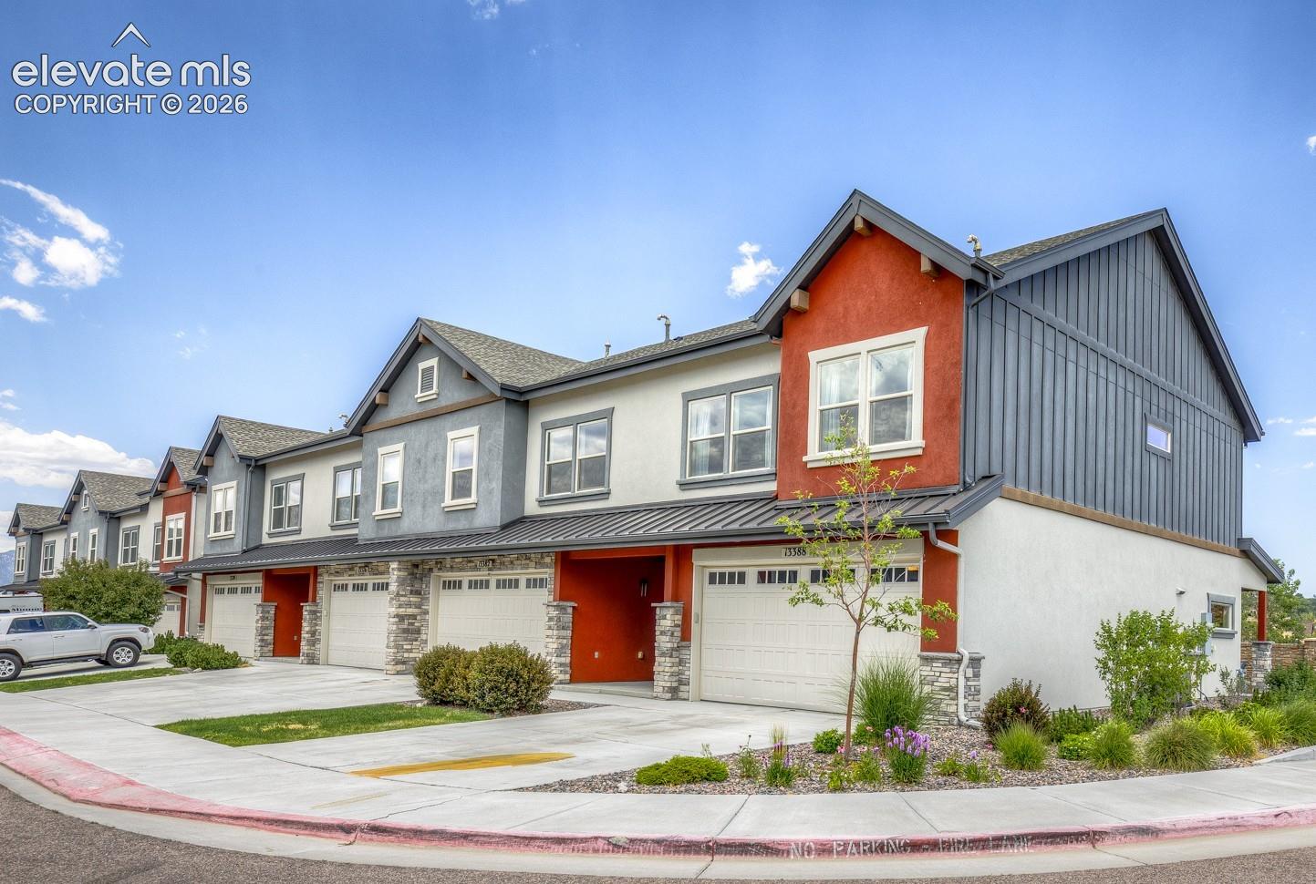 13388 Positano Point