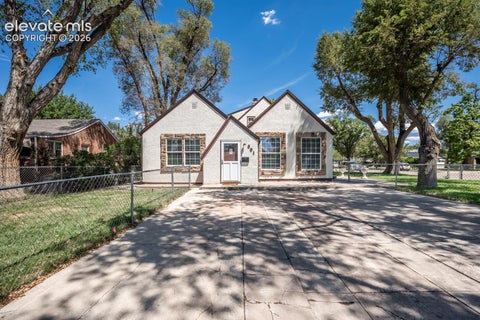 Photo of 601 W Pitkin Avenue, Pueblo, CO 81004 (MLS # 3389016)