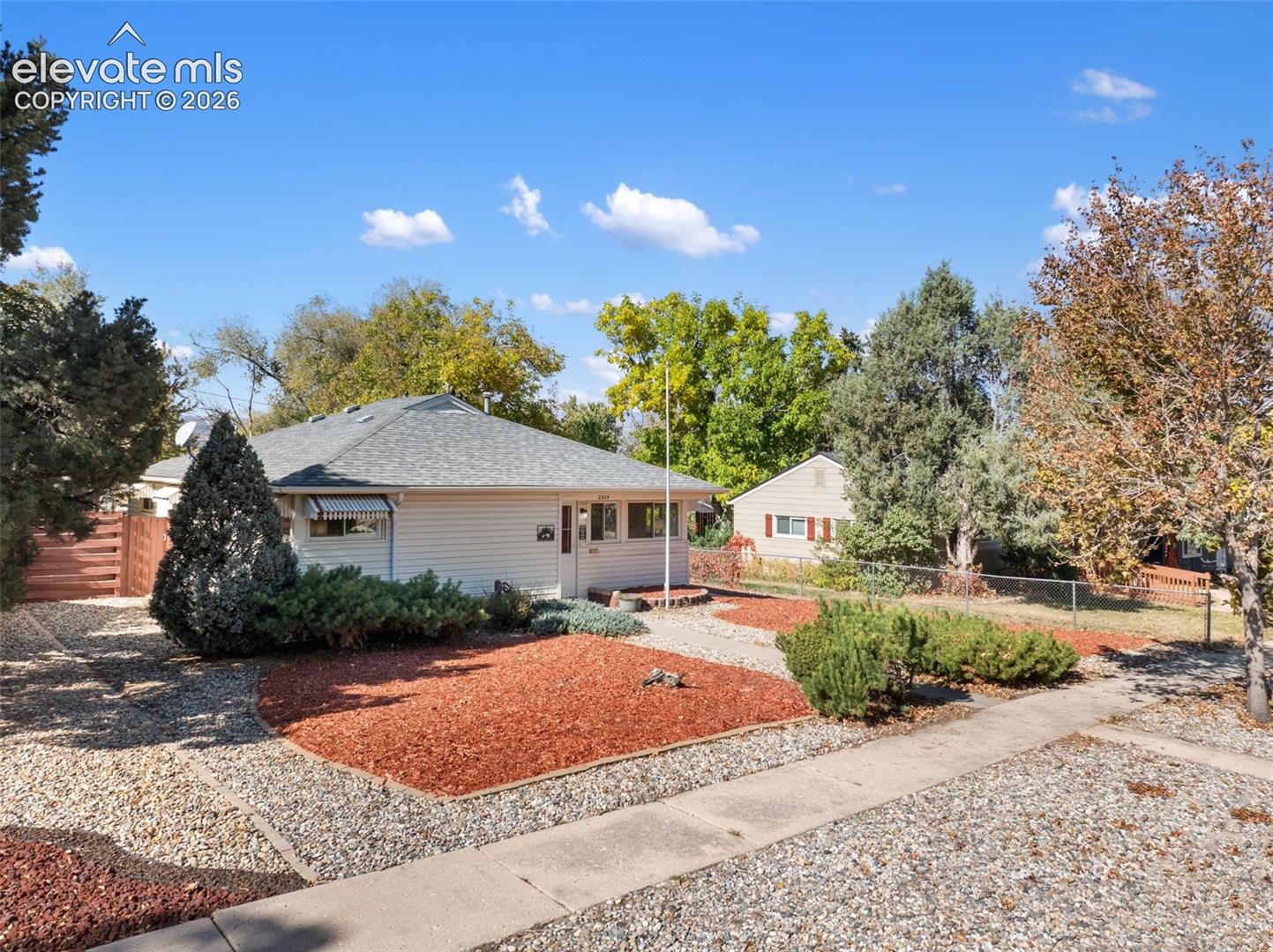 2304 Robin Drive