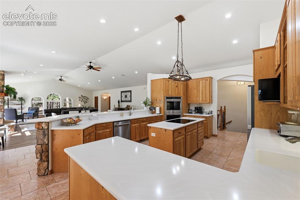 4415 Hidden Rock Rd, Colorado Springs, CO, 80908, USA, 6 Bedrooms Bedrooms, ,5 BathroomsBathrooms,Residential,Active,4415 Hidden Rock Rd,4524737