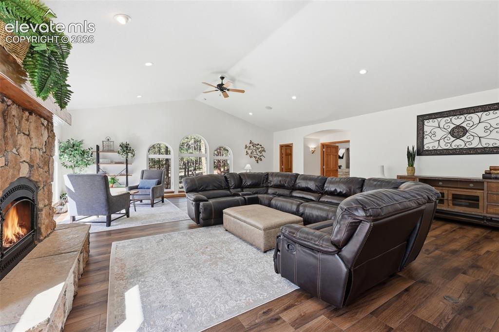 4415 Hidden Rock Rd, Colorado Springs, CO, 80908, USA, 6 Bedrooms Bedrooms, ,5 BathroomsBathrooms,Residential,Active,4415 Hidden Rock Rd,4524737