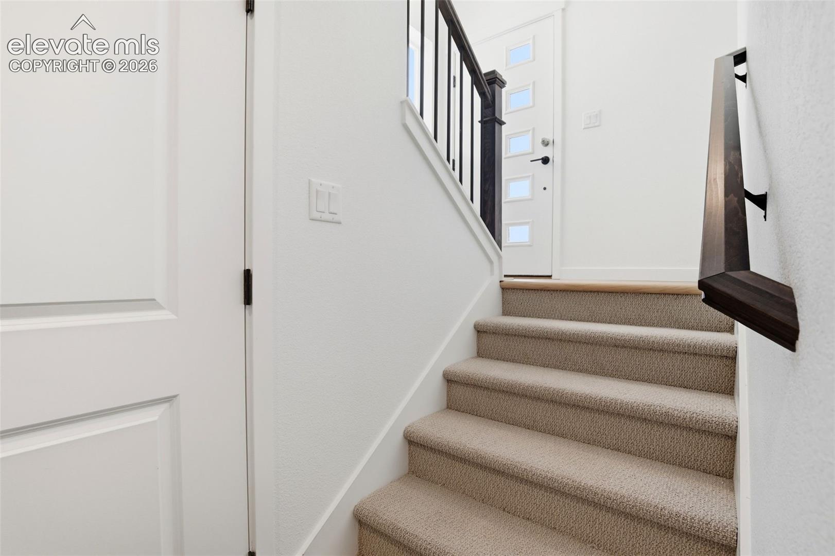 9432 Traveler Terrace