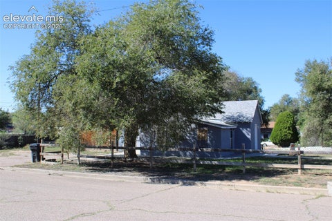 Tiny photo for 1126 E Beech Street, Pueblo, CO 81001 (MLS # 9189854)