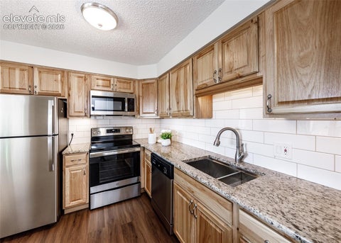 Tiny photo for 411 Lakewood Circle #C806, Colorado Springs, CO 80910 (MLS # 8315277)