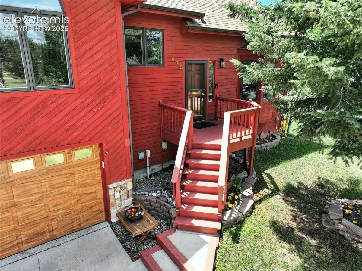 1975 Valley View Drive