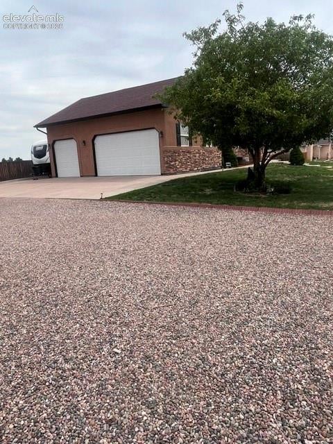 777 Woodleaf Drive