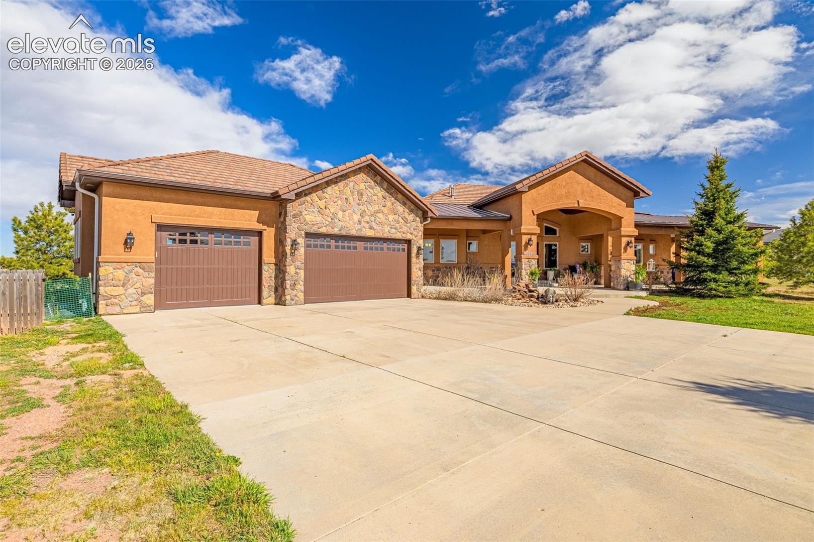 16895 Horizon Ridge Trail