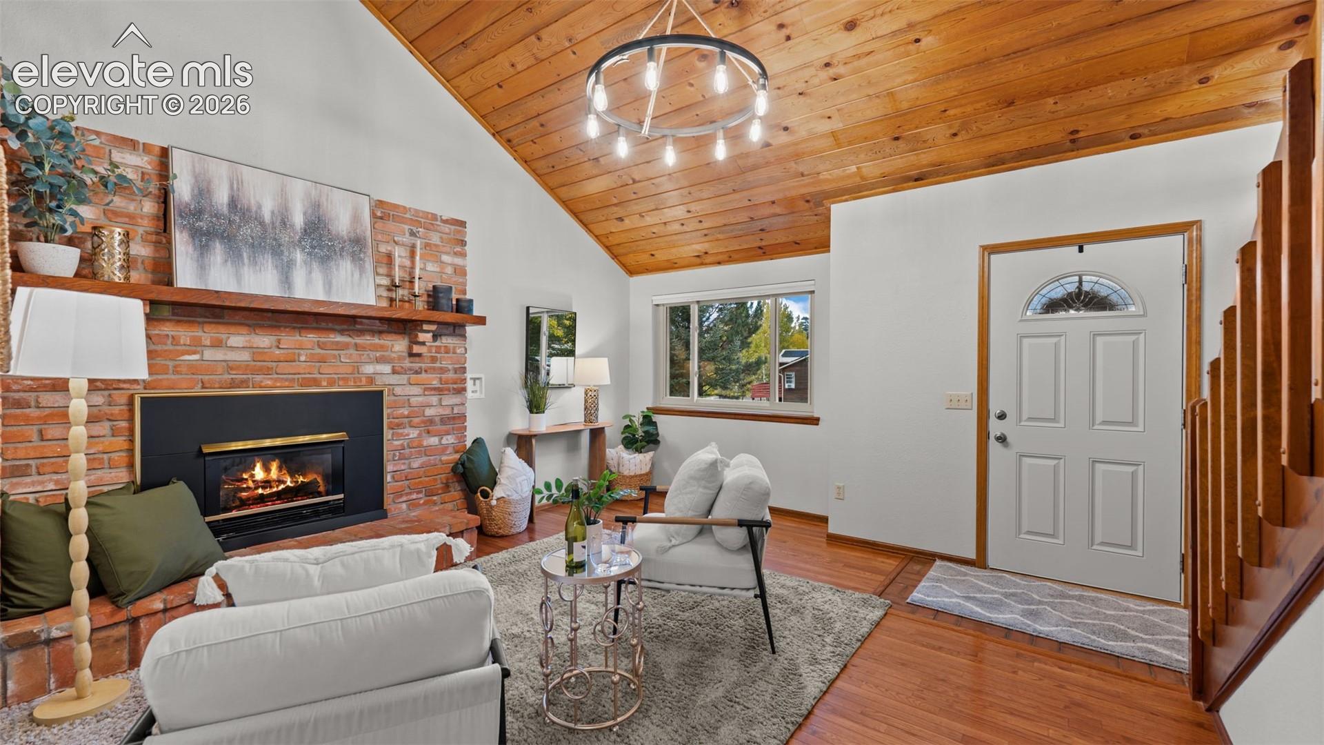 1001 Paradise Valley Drive