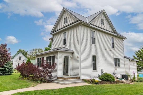 210 COMMERCE ST, REWEY, WI 53580 - Image 07d7d3ee69eeda133f3ee046b169f951/2005404864