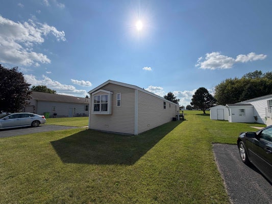 1416 FLYWAY DR, WAUPUN, WI 53963 - Image 07ff44560cbbe057ebefd8ce9b778b4d/1553280011