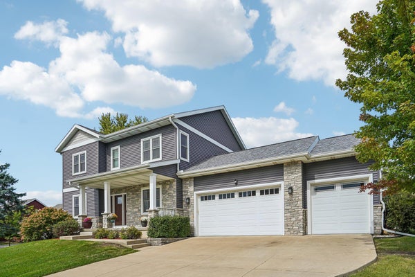9902 PEACH LEAF LN, MIDDLETON, WI 53562 - Image 164dc28f72f95e7dc3ed6916ed5f49df/1797495699