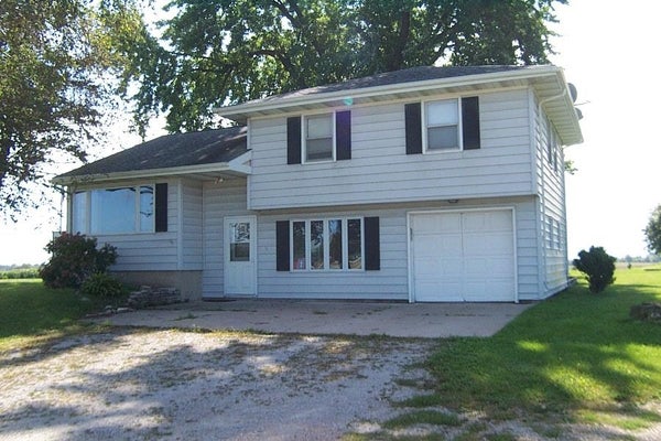 N3045 S FRONTAGE RD, WAUPUN, WI 53963 - Image 2bc58a2ecb6aabbeed80570fa1e0fa81/1658556649