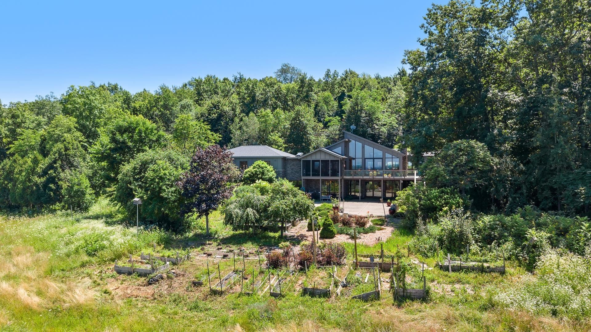 N6241 County Road W, Portage, WI, 53901, USA, 4 Bedrooms Bedrooms, ,4 BathroomsBathrooms,Residential,Active,N6241 County Road W,2019315