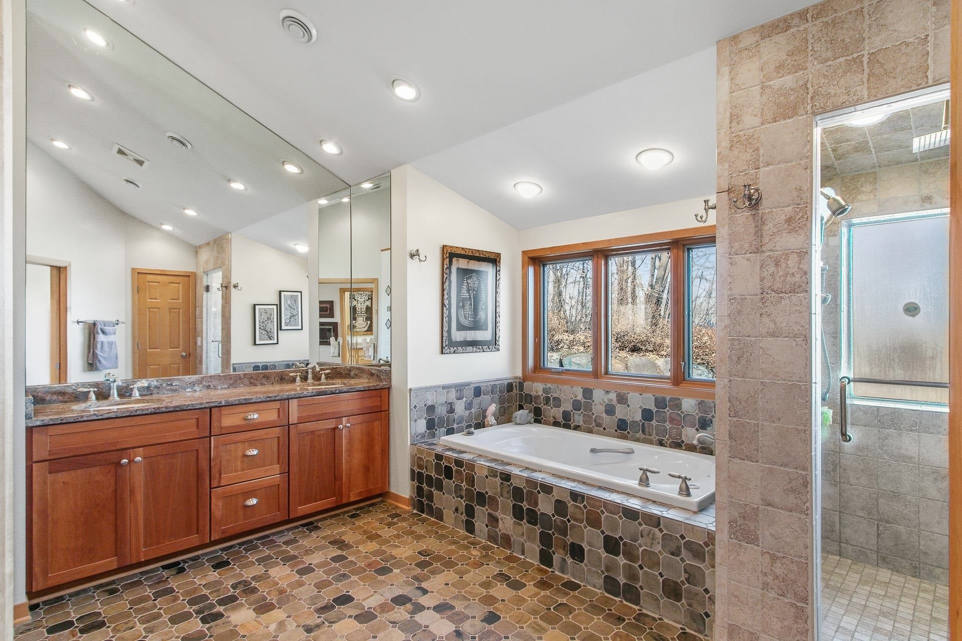 N6241 County Road W, Portage, WI, 53901, USA, 4 Bedrooms Bedrooms, ,4 BathroomsBathrooms,Residential,Active,N6241 County Road W,2019315