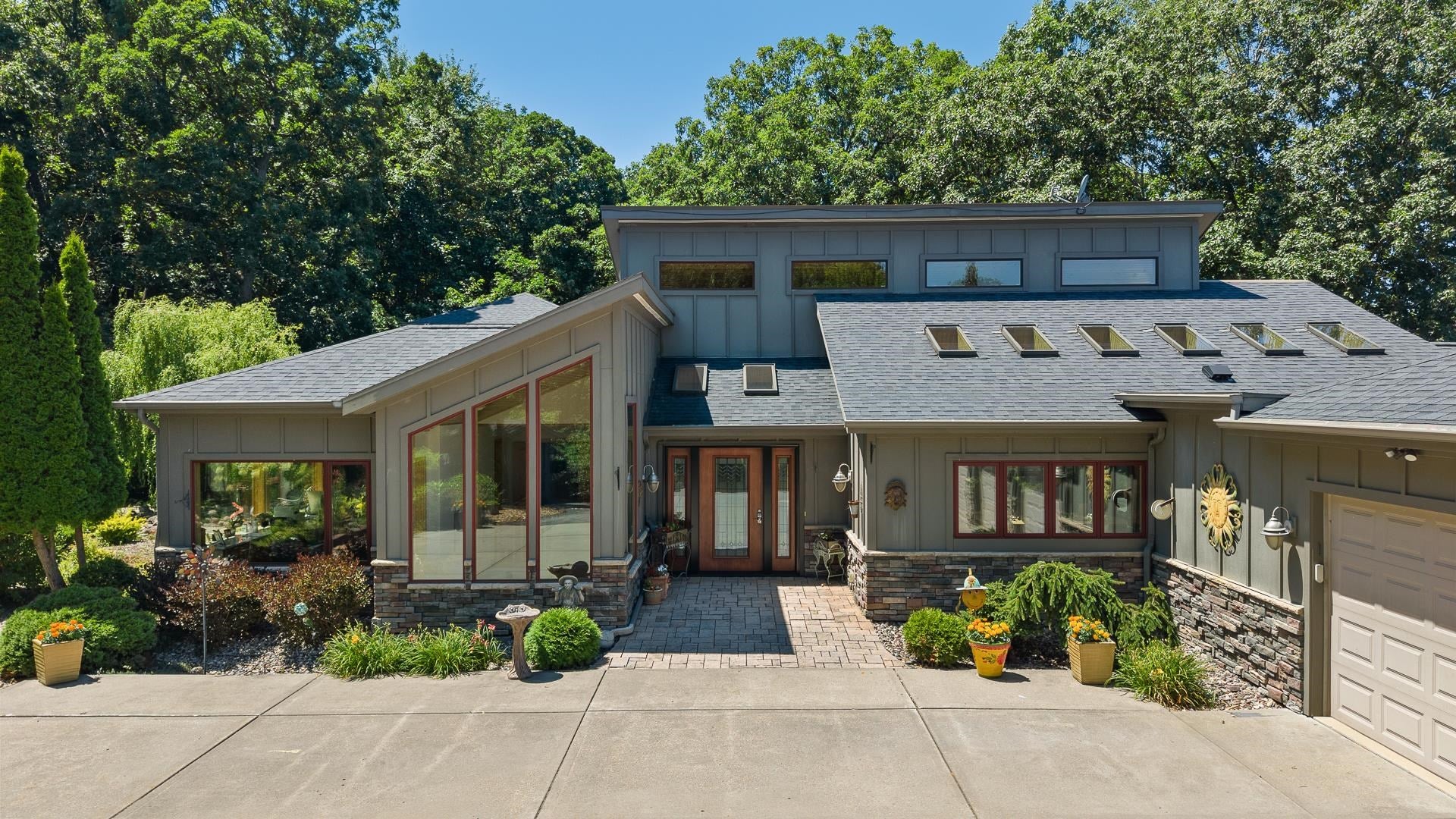 N6241 County Road W, Portage, WI, 53901, USA, 4 Bedrooms Bedrooms, ,4 BathroomsBathrooms,Residential,Active,N6241 County Road W,2019315