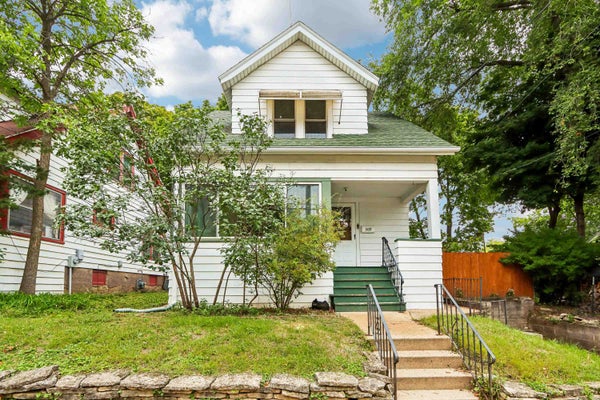 309 N BREARLY ST, MADISON, WI 53703 - Image 3b00a310d6b407a88fba0b947ab11675/1651988752
