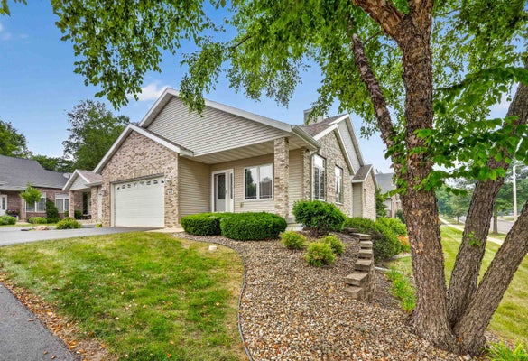 617 NIGHTINGALE LN, COTTAGE GROVE, WI 53527 - Image 44051db1d385ea593e6fcadf3e1fd196/2864229836