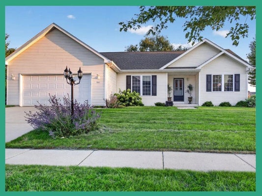 297 AMBER DR, WHITEWATER, WI 53190 - Image 48bc7501a8e50488f6eb54cadee91b2a/1657729603