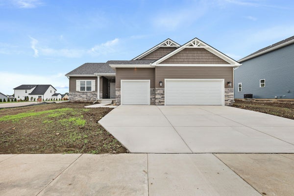211 MICHELLE LN, COTTAGE GROVE, WI 53527 - Image 4baa3ecb05ef3269e54dec2c2af3705d/1913817032