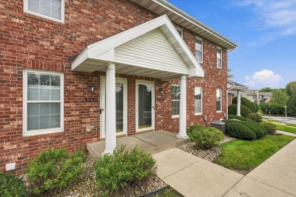 3222 DORCHESTER WAY, MADISON, WI 53719 - Image 4bdcc0a0ff9cd2d5600d1507cd15059c/2527424996
