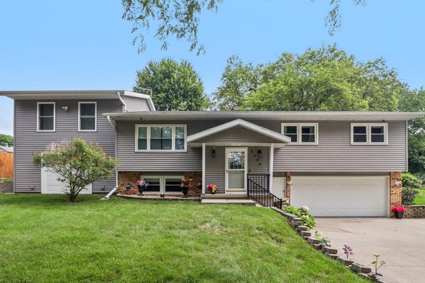 5606 KALAS ST, MADISON, WI 53716 - Image 7b4d6cd4f9b54e1c886ea5f12320fd6f/663604941