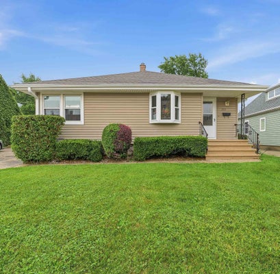 253 S MADISON ST, WAUPUN, WI 53963 - Image 7b5489b9f06ed85d448bcb8deec7f43a/589651613