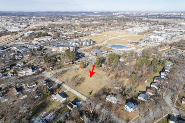 2735 RIMROCK RD, FITCHBURG, WI 53713 - Image 8ea15a3cb3edf98ecb646365dfd8531b/4093065550