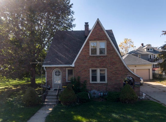 741 CAROLINE ST, JANESVILLE, WI 53545 - Image 8ede2ffd6f758b67ff36cd795a15367a/3085296679