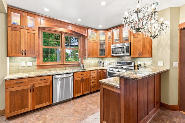 118 WASHINGTON AVE, LODI, WI 53555 - Image 98f9e39a4e9007a8f2f3f6cbd6d77075/1385160274