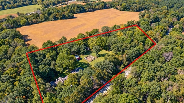 8341 N KIDDER RD, EDGERTON, WI 53534 - Image b38ed4094d6ebd8596754db704deaa25/478541858