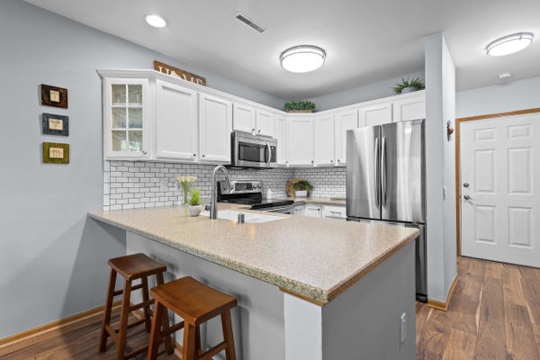 632 ENTERPRISE DR, VERONA, WI 53593 - Image b9135b05b8fe22d68a299b1ae86c7601/4095202170