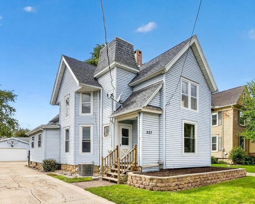 327 N TERRACE ST, JANESVILLE, WI 53548 - Image bb25a6ddea89eb4c8ac54e79afad560e/1624509308