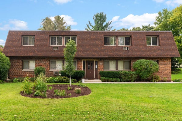 2512 VALLEY ST, CROSS PLAINS, WI 53528 - Image bb54059c8e029d2ef74af2d49578be08/206166693
