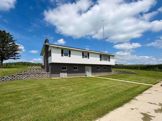 N4520 JOHNSON RD, MAUSTON, WI 53948 - Image bc65300fb22f9fb0f8ccfaabf5507eb7/1055520097