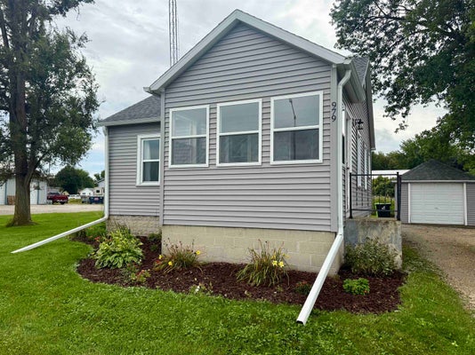 979 W MAIN ST, WAUPUN, WI 53963 - Image bd6f950238dcd47452dc3a7ea1b5f4b0/3166533918